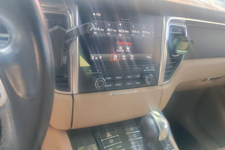 Used Porsche Macan 2017 Macan 2.0T Audio And AC Panel