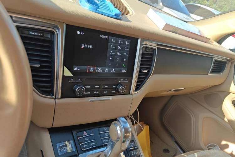 Used Porsche Macan 2017 Macan 2.0T Audio And AC Panel