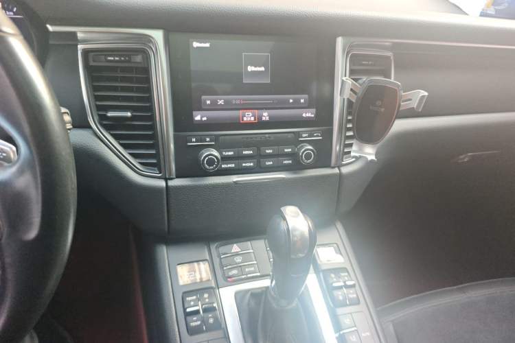 Used Porsche Macan 2017 Macan 2.0T Audio And AC Panel