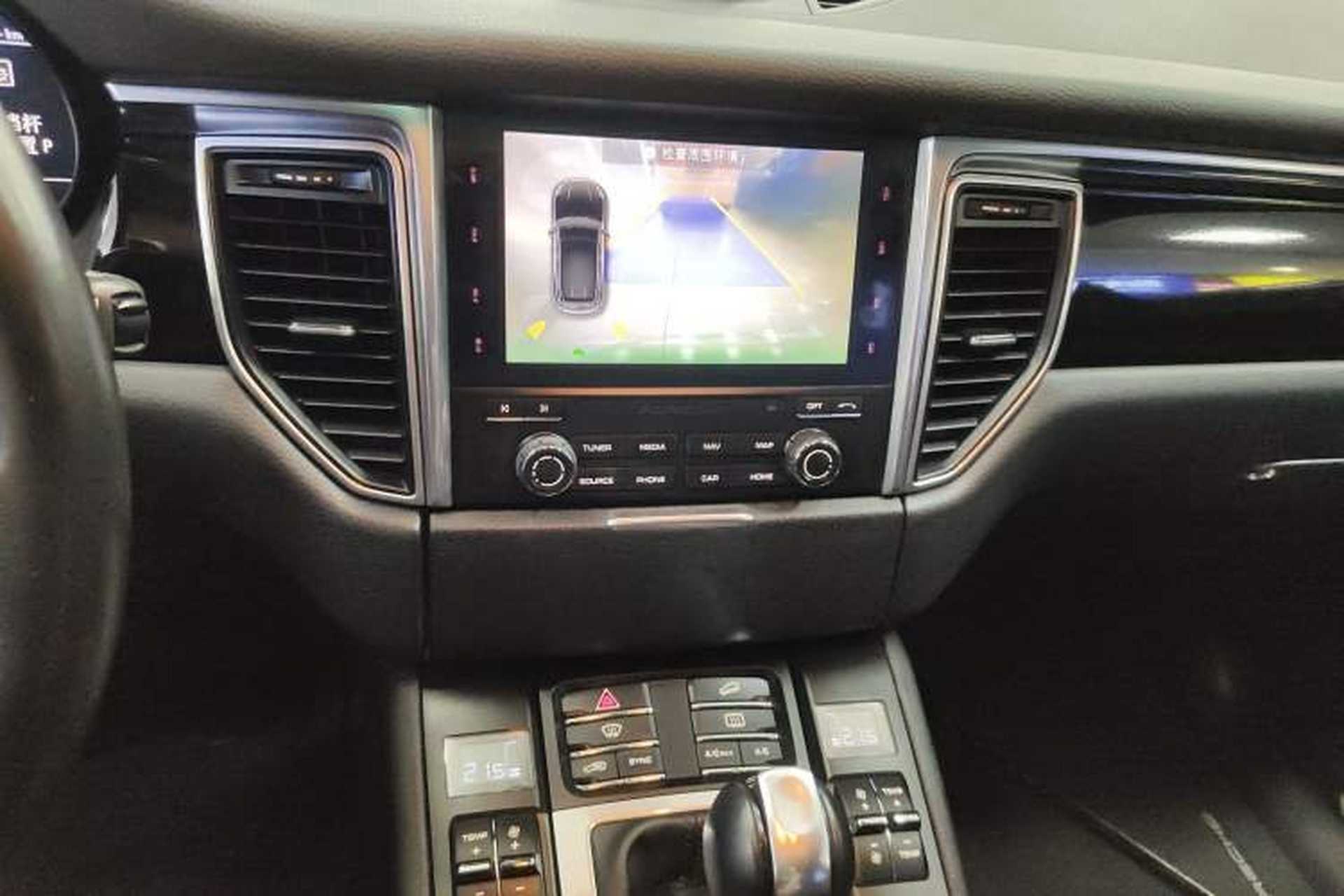 Used Porsche Macan 2017 Macan S 3.0T Audio And AC Panel