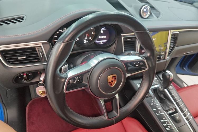 Used Porsche Macan 2017 Macan 2.0T Center Console