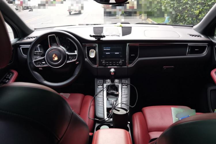Used Porsche Macan 2017 Macan 2.0T Center Console
