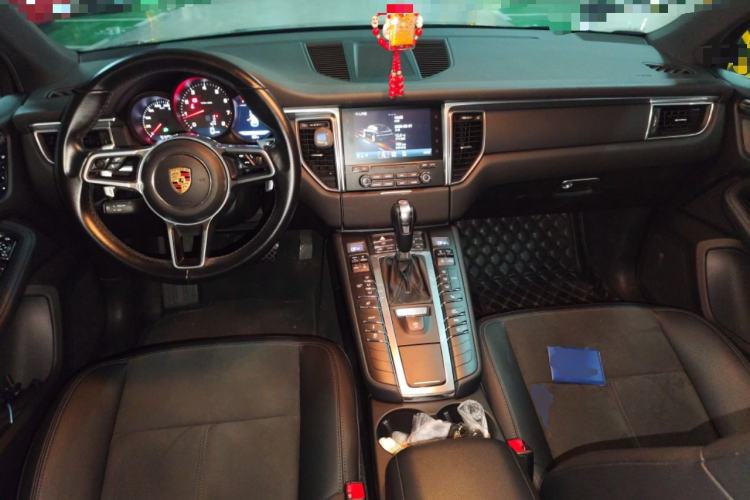 Used Porsche Macan 2017 Macan 2.0T Center Console