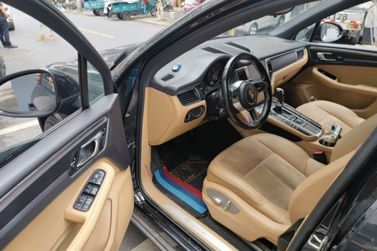 Used Porsche Macan 2017 Macan 2.0T Driver Seat