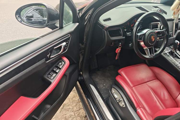 Used Porsche Macan 2017 Macan 2.0T Driver Seat