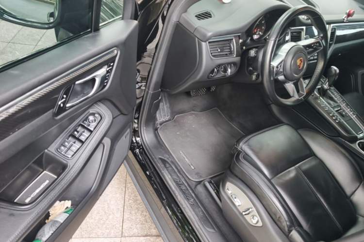 Used Porsche Macan 2017 Macan 2.0T Driver Seat
