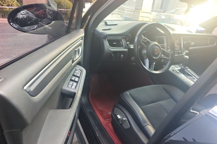 Used Porsche Macan 2017 Macan 2.0T Driver Seat