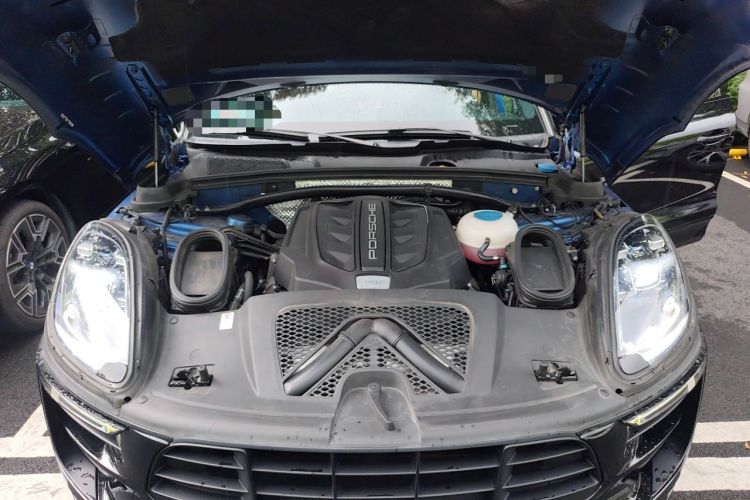 Used Porsche Macan 2017 Macan GTS 3.0T Engine Bay
