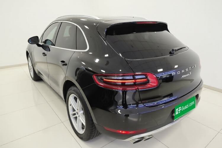 Used Porsche Macan 2017 Macan S 3.0T Exterior 2