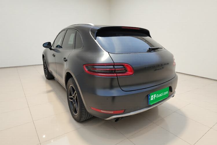 Used Porsche Macan 2017 Macan 2.0T Exterior 3