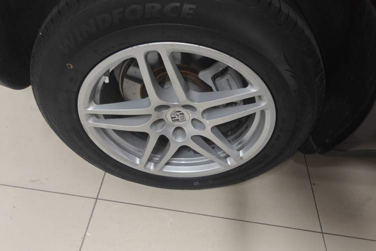 Used Porsche Macan 2017 Macan S 3.0T Exterior 5