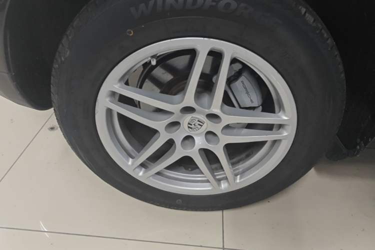 Used Porsche Macan 2017 Macan S 3.0T Exterior 5