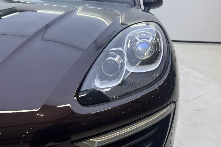 Used Porsche Macan 2017 Macan S 3.0T Exterior 8