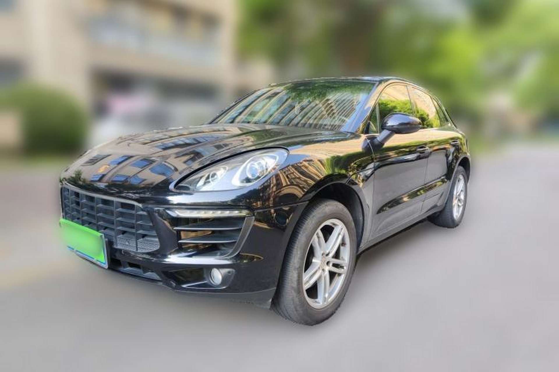 Used Porsche Macan 2017 Macan 2.0T Front Left 45 Deg