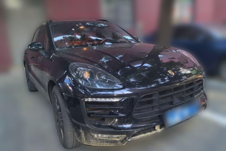Used Porsche Macan 2017 Macan GTS 3.0T Front Right 45 Deg
