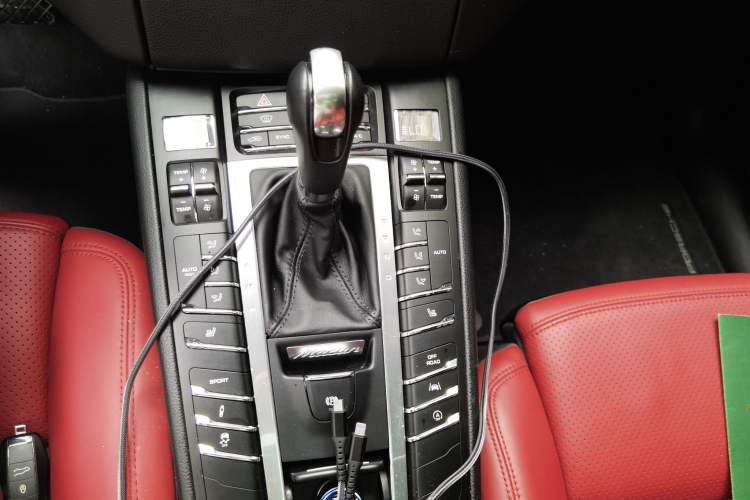 Used Porsche Macan 2017 Macan 2.0T Gear Lever