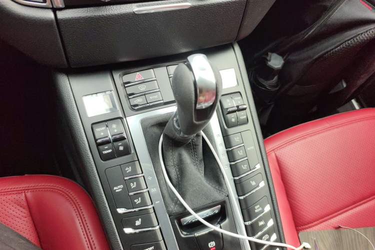 Used Porsche Macan 2017 Macan GTS 3.0T Gear Lever