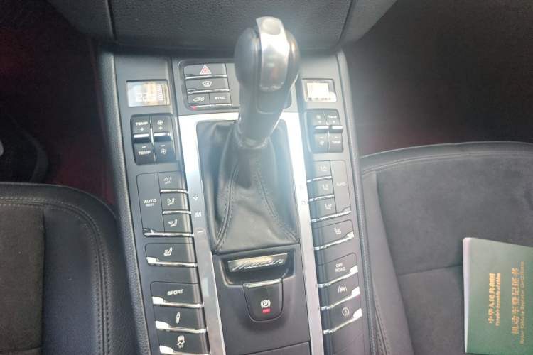 Used Porsche Macan 2017 Macan 2.0T Gear Lever