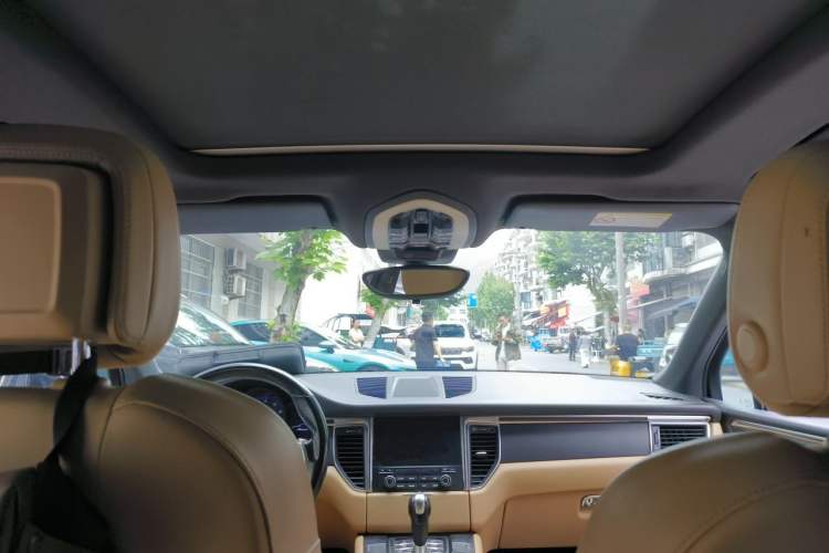 Used Porsche Macan 2017 Macan 2.0T Headliner