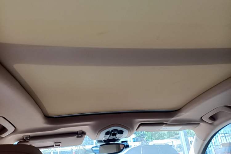 Used Porsche Macan 2017 Macan 2.0T Headliner