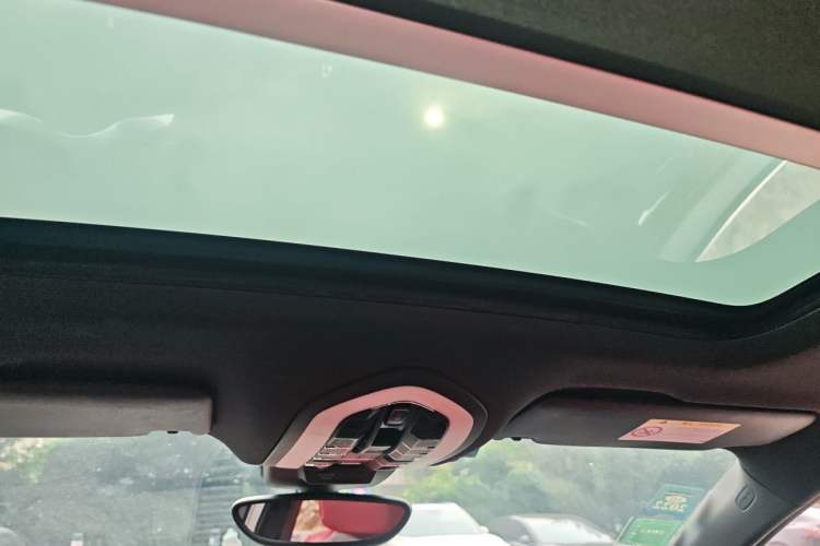 Used Porsche Macan 2017 Macan 2.0T Headliner