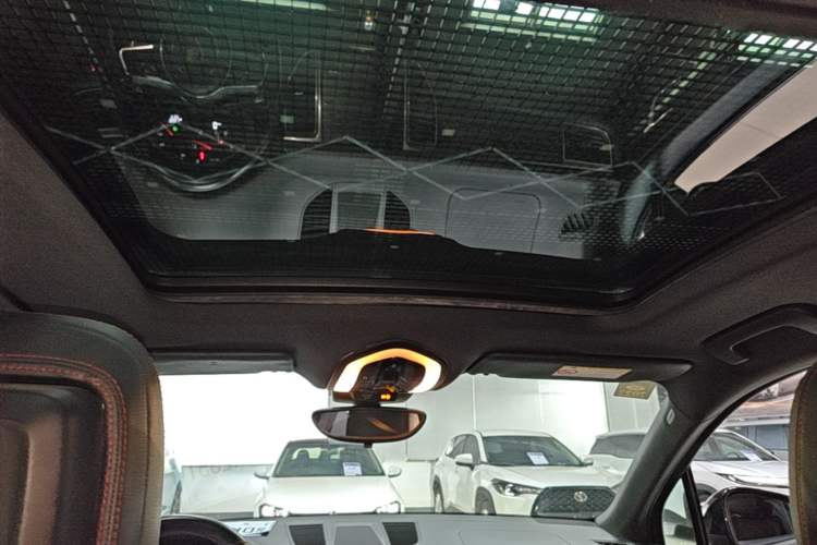 Used Porsche Macan 2017 Macan 2.0T Headliner