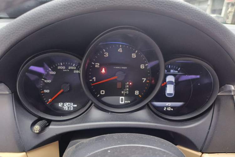 Used Porsche Macan 2017 Macan 2.0T Instrument Cluster