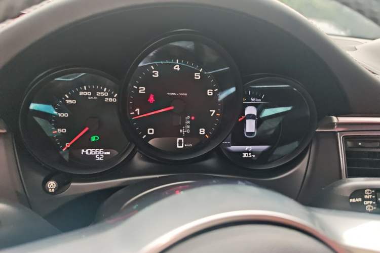 Used Porsche Macan 2017 Macan 2.0T Instrument Cluster
