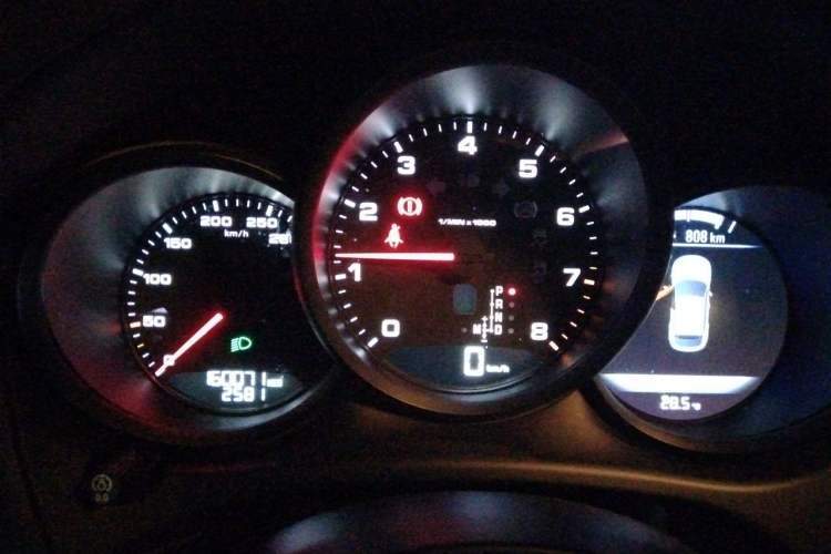 Used Porsche Macan 2017 Macan 2.0T Instrument Cluster