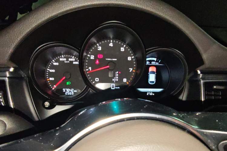 Used Porsche Macan 2017 Macan 2.0T Instrument Cluster
