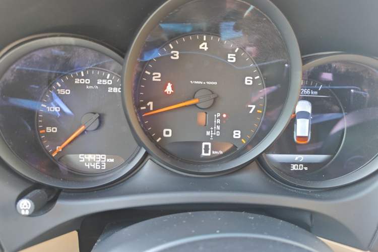 Used Porsche Macan 2017 Macan 2.0T Instrument Cluster