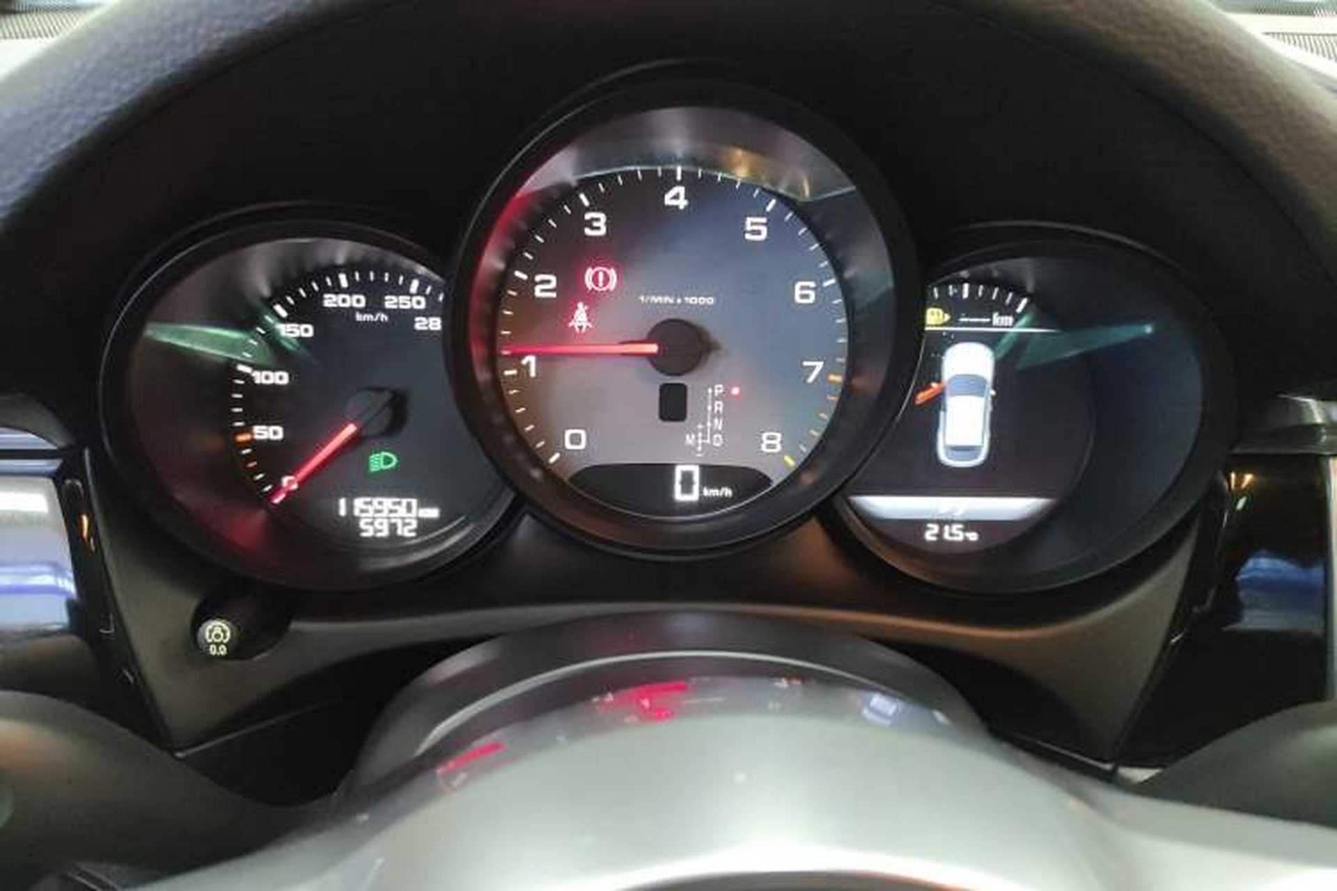 Used Porsche Macan 2017 Macan S 3.0T Instrument Cluster