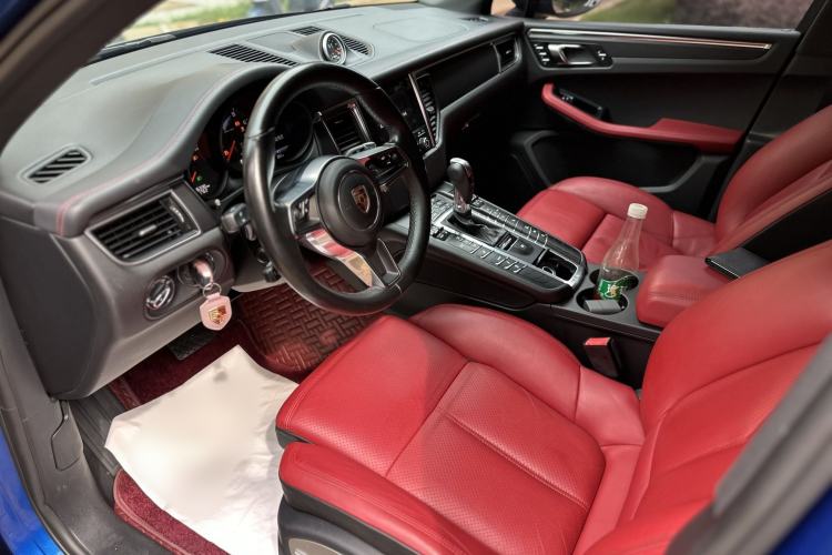 Used Porsche Macan 2017 Macan 2.0T Interior 5