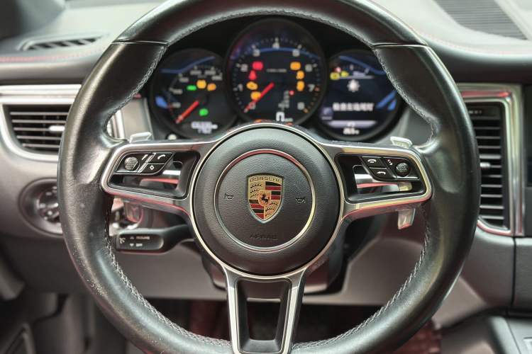 Used Porsche Macan 2017 Macan 2.0T Interior 7