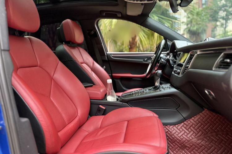 Used Porsche Macan 2017 Macan 2.0T Interior 9