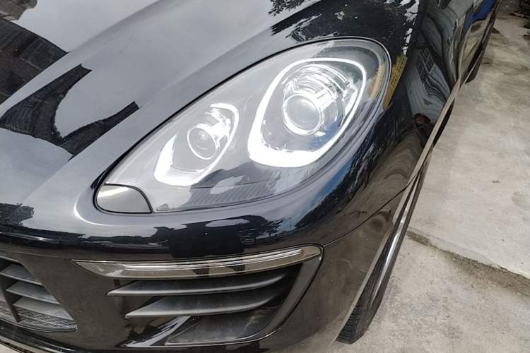 Used Porsche Macan 2017 Macan 2.0T Left Front Headlight