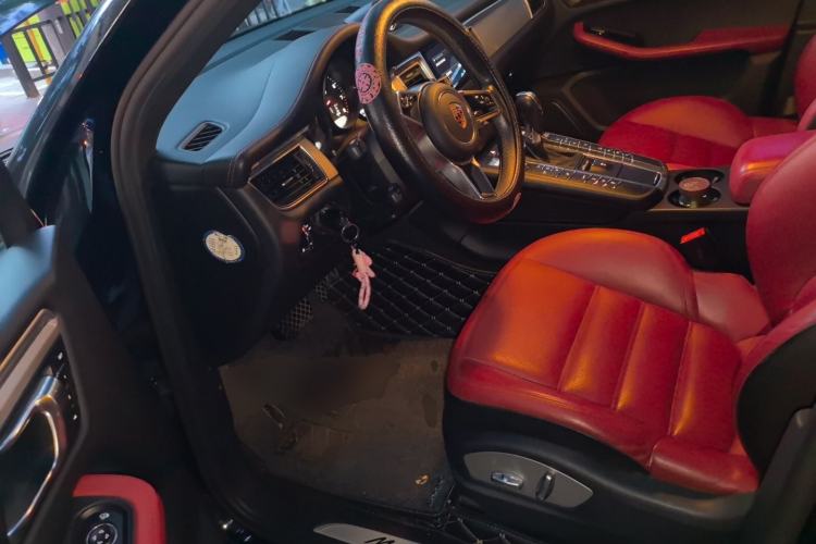 Used Porsche Macan 2017 Macan GTS 3.0T Left Front Seat