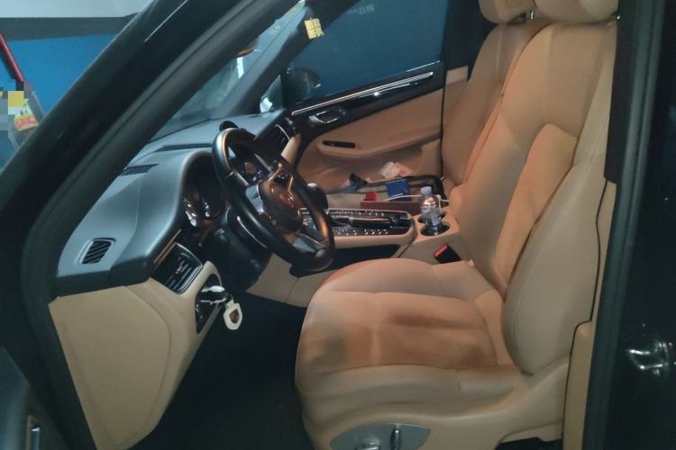 Used Porsche Macan 2017 Macan S 3.0T Left Front Seat