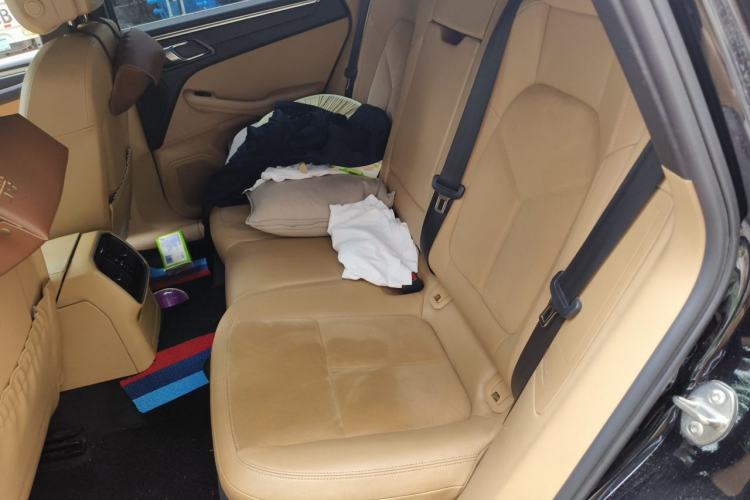 Used Porsche Macan 2017 Macan 2.0T Left Rear Seat