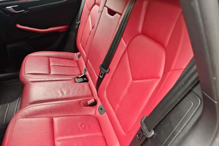 Used Porsche Macan 2017 Macan 2.0T Left Rear Seat