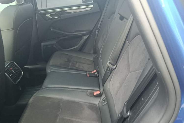 Used Porsche Macan 2017 Macan 2.0T Left Rear Seat