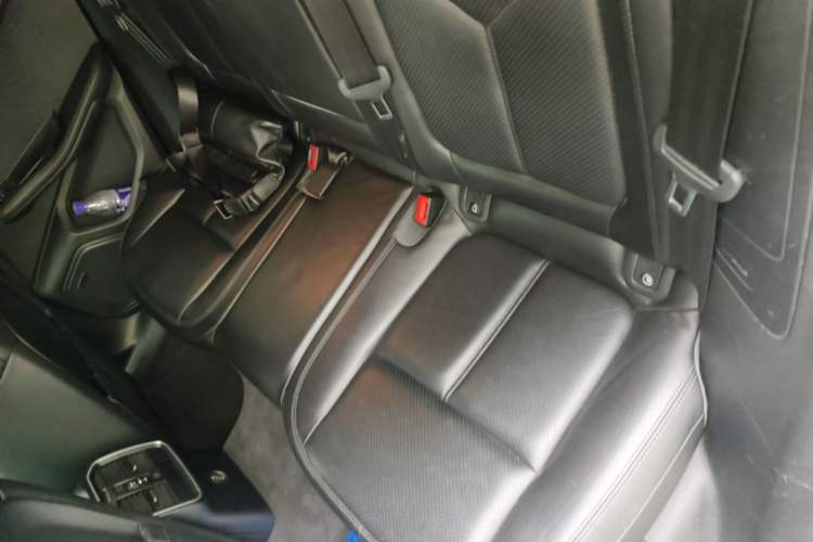 Used Porsche Macan 2017 Macan 2.0T Left Rear Seat