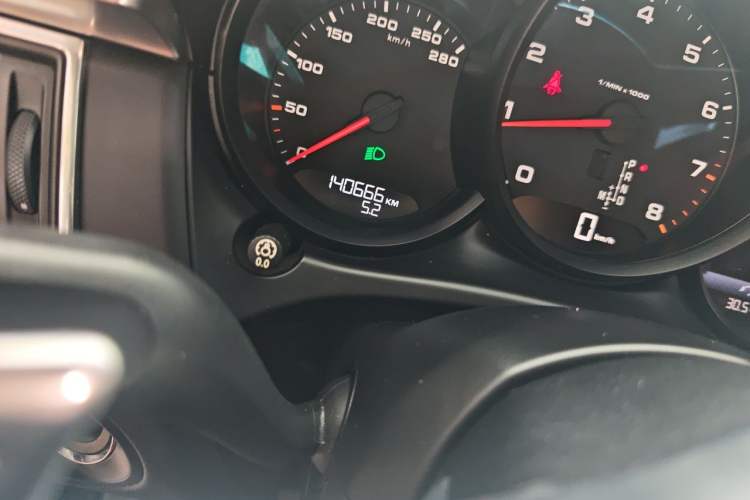 Used Porsche Macan 2017 Macan 2.0T Odometer Close Up