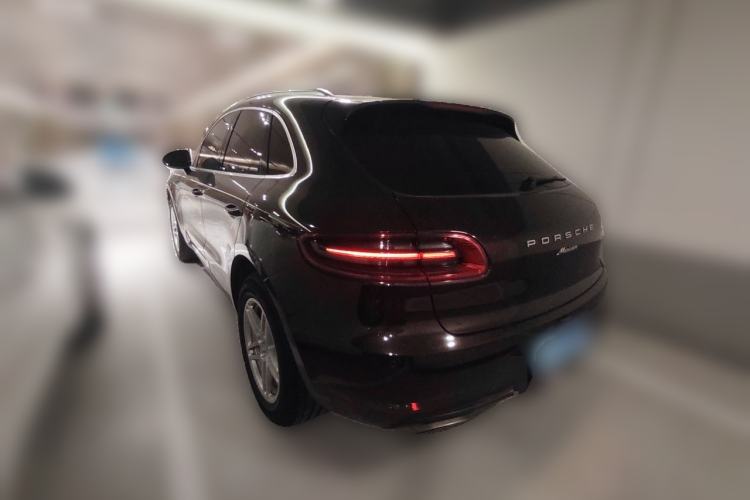 Used Porsche Macan 2017 Macan 2.0T Rear Left 45 Deg
