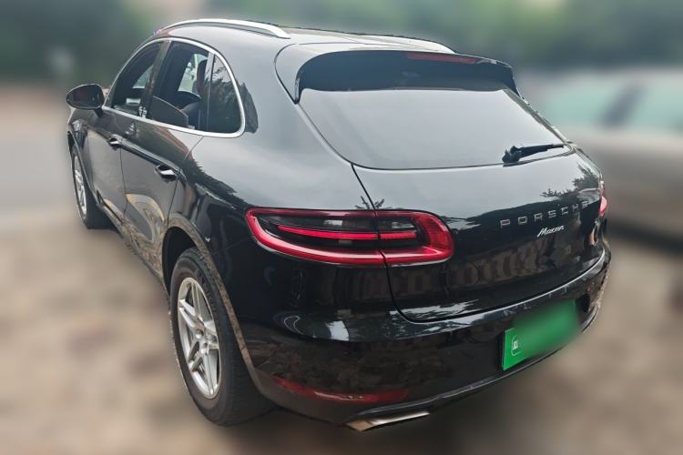 Used Porsche Macan 2017 Macan 2.0T Rear Left 45 Deg