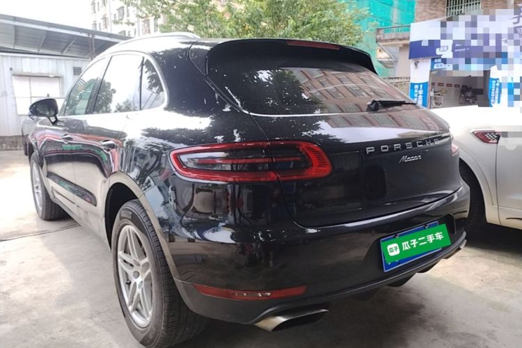 Used Porsche Macan 2017 Macan 2.0T Rear Left 45 Deg