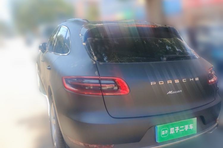 Used Porsche Macan 2017 Macan 2.0T Rear Left 45 Deg