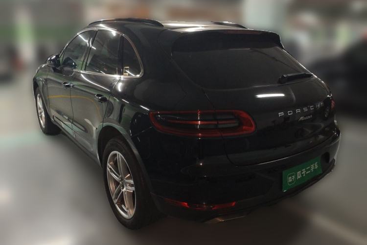 Used Porsche Macan 2017 Macan 2.0T Rear Left 45 Deg