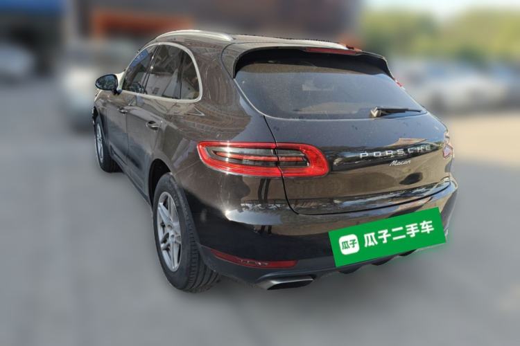 Used Porsche Macan 2017 Macan 2.0T Rear Left 45 Deg