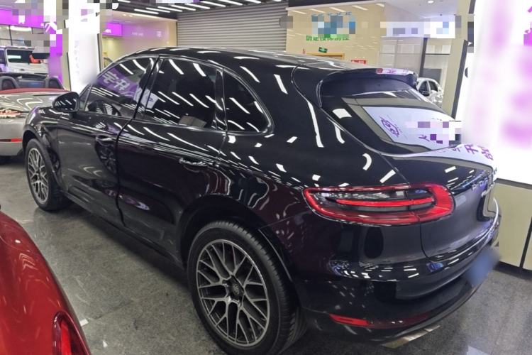 Used Porsche Macan 2017 Macan Turbo 3.6T Rear Left 45 Deg